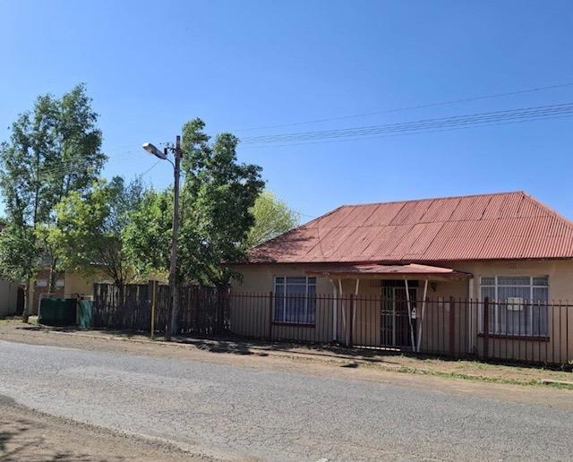 2 Bedroom Property for Sale in Trompsburg Free State